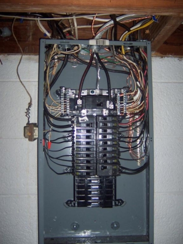 Maximum distance from floor to breaker cannot exceed 1.7m